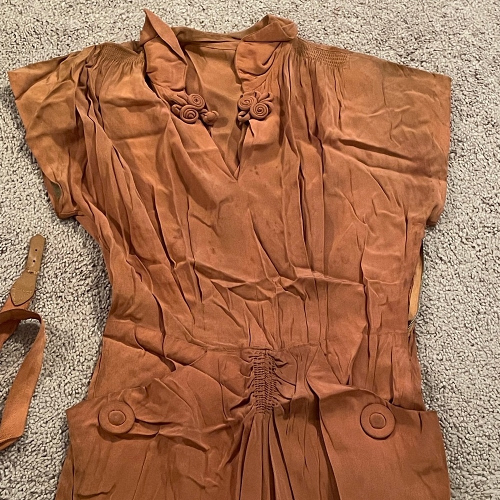 Vintage womens dress at least over 150 years old - Picture 2 of 8